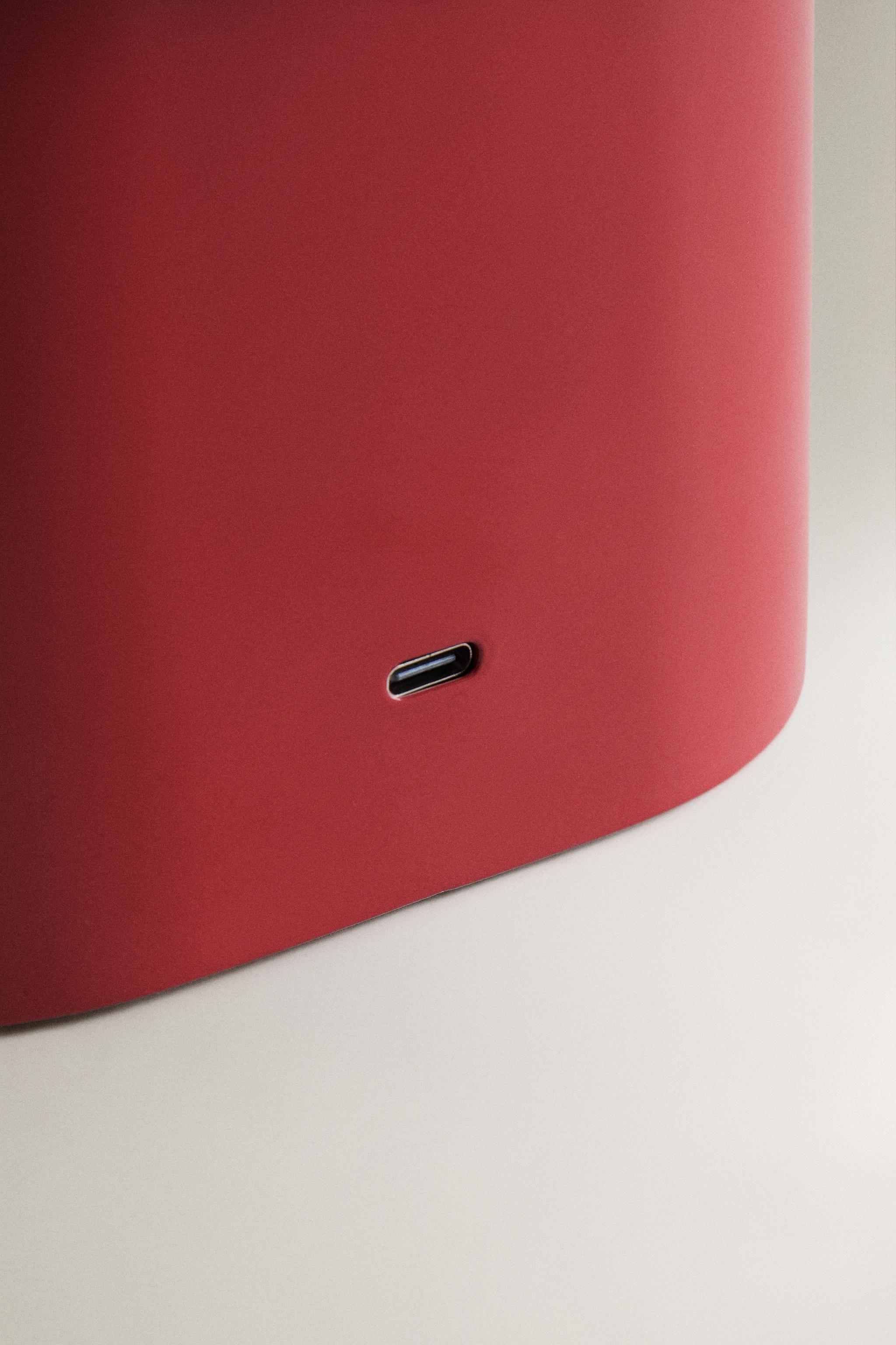 LAMPE DE TABLE SANS FIL EN FER